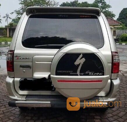 Isuzu panther grand touring diesel tahun 2010