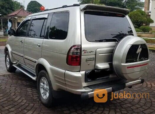 Isuzu panther grand touring diesel tahun 2010