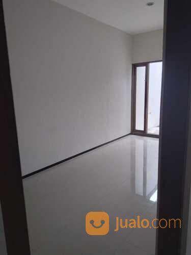 RUMAH SECOND MURAH DI JLN SIMPANG WISNU WARDHANA MALANG