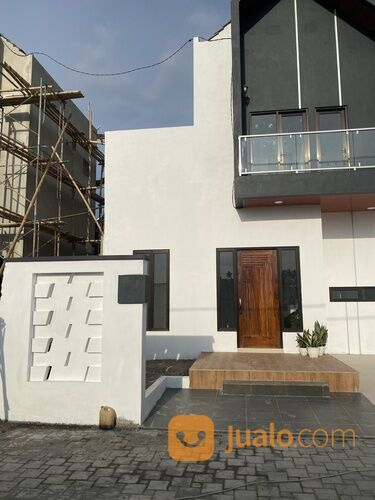 Rumah Mewah Dua Lantai Tipe 65 Bergaya Skandinavian Dekat UNS dan Solo Safari di Triyagan Mojolaban