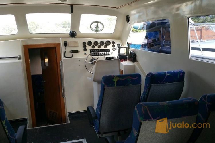 Kapal speed boat pesiar penumpang mancing buatan pt.PAL