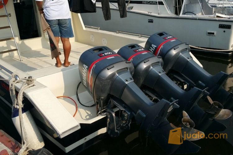 Kapal speed boat pesiar penumpang mancing buatan pt.PAL