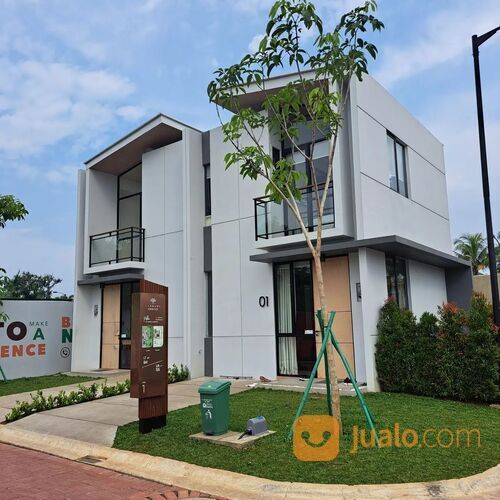 Rumah murah DP 0% lokasi depan Taman wisata Danau Meikarta