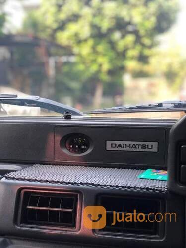 Daihatsu Taft Rocky 4x4 Independen Tahun 1996