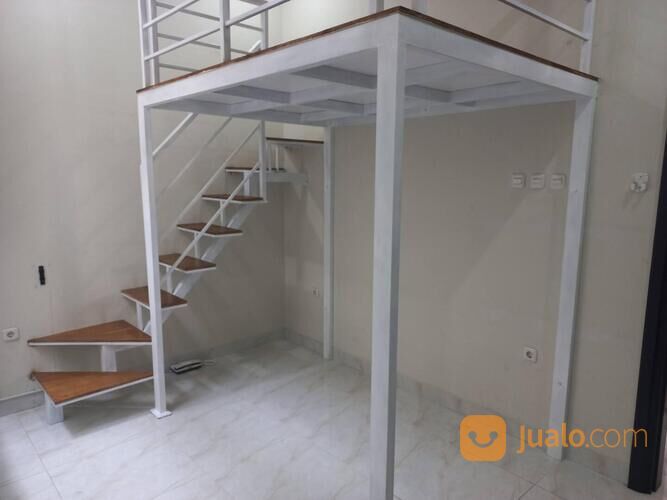 Mezzanine outdoor minimalis