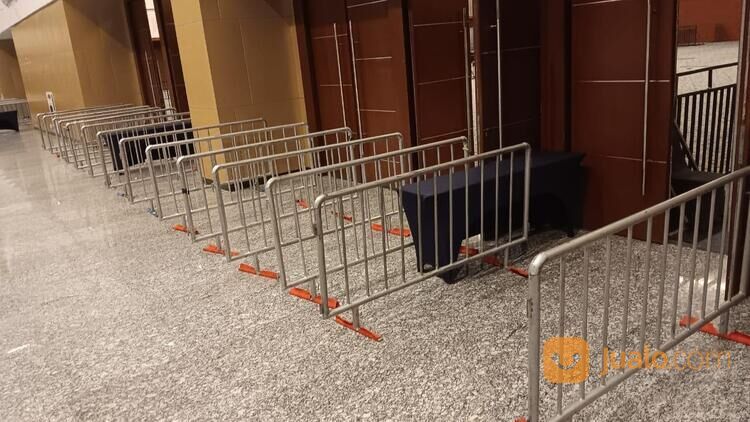 SEWA ROWING BARIKADE PAGAR PEMBATAS SURABAYA