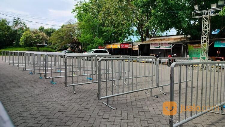 SEWA ROWING BARIKADE PAGAR PEMBATAS SURABAYA