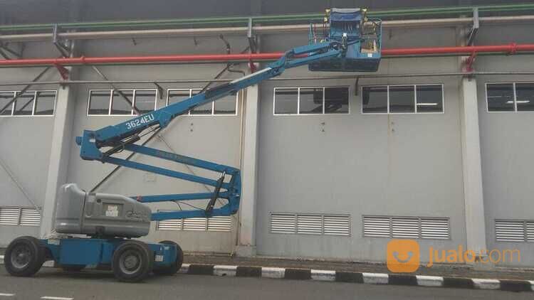 Boom lift 40 meter di gresik palembang riau pekalongan semarang sidoarjo surabaya