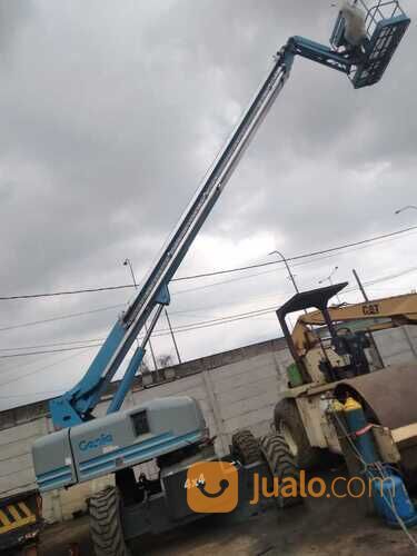 Boom lift 40 meter di gresik palembang riau pekalongan semarang sidoarjo surabaya