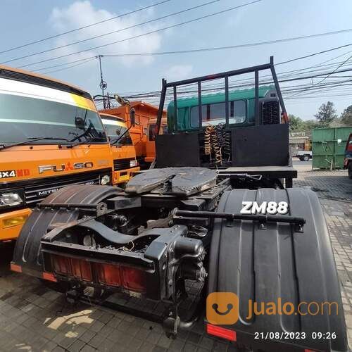 HEAD TRAILER HINO SG 260 TI