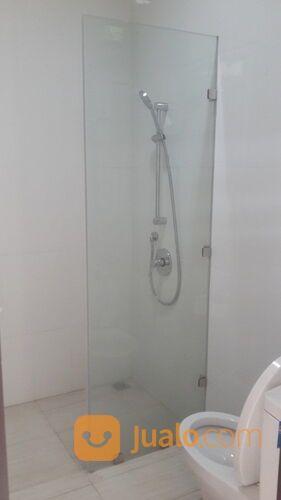 Rumah siap huni 2 lantai lebar 7x25 type 4KT Cluster Palm Spring JGC Jakarta Gar den City Cakung