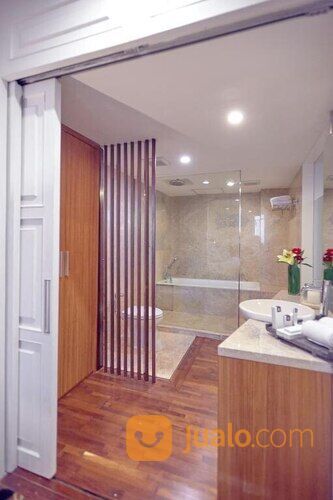 Hotel Garden Palace lokasi Tengah Kota Surabaya