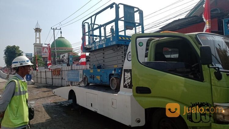 Scissor lift 14 meter di pekalongan semarang solo jogja kudus demak kendal batang