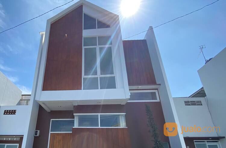 Rumah Mewah dengan Pemandangan Memukau di Pajajaran, Bandung