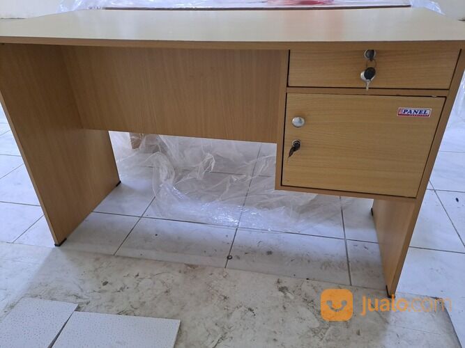 Meja tulis - meja kasir - meja setengah biro ex kantor terawat