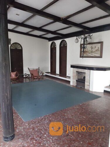 Villa Tretes Raya ada Kolam Renang