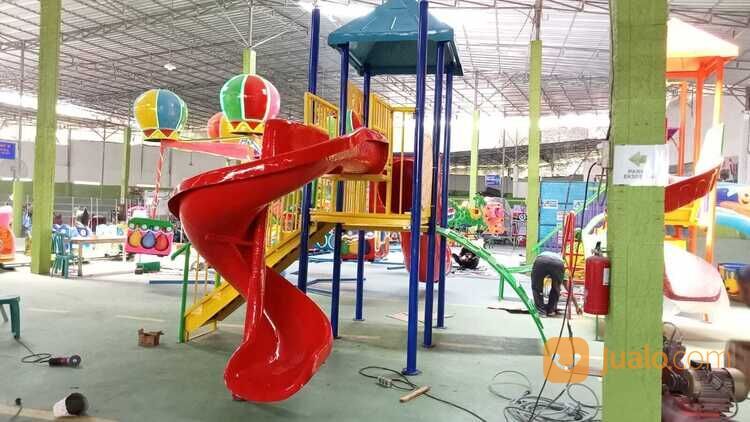 PLAYGROUND TAMAN