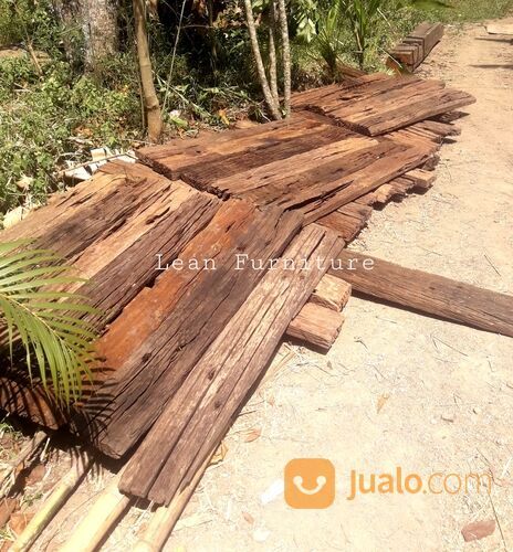 ULIN Wooden steping Rustic Kayu Ulin bekas bantalan rel Lori tebu