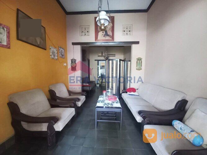 RUMAH BANGUNAN KLASIK TERAWAT KAWASAN JALAN IJEN