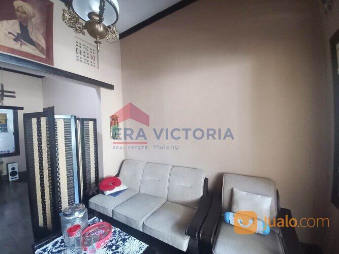 RUMAH BANGUNAN KLASIK TERAWAT KAWASAN JALAN IJEN