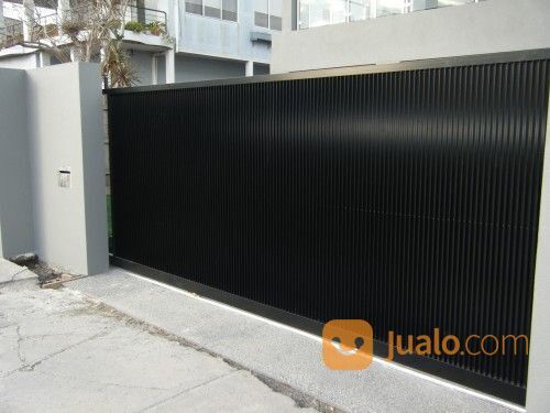 pager gerbang plat besi polos