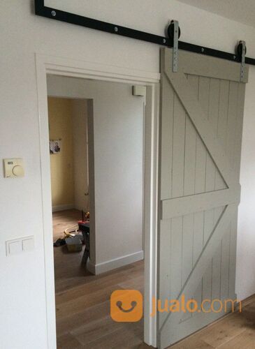pintu geser kayu