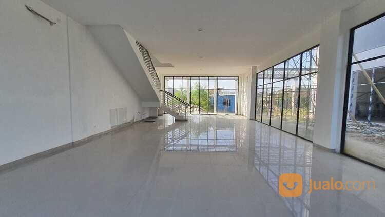 Ruko 3 lantai New East lebar 6x12 72m2 JGC Jakarta Garden City Cakung
