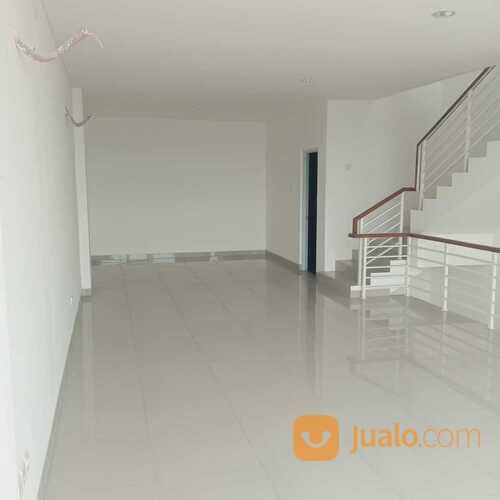 Ruko 3 lantai New East lebar 6x12 72m2 JGC Jakarta Garden City Cakung