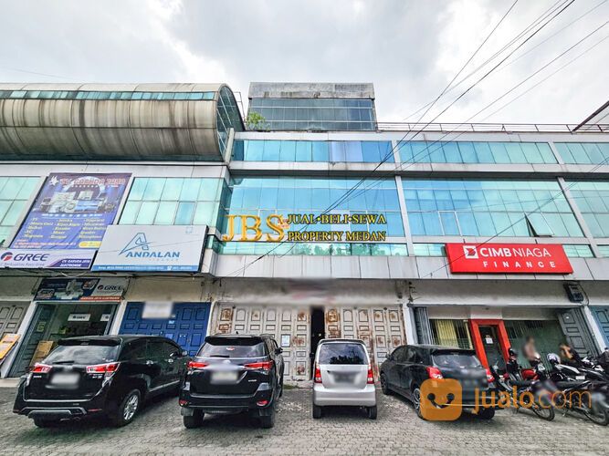 Ruko Gandeng Mega Bisnis Center Jalan Ringroad