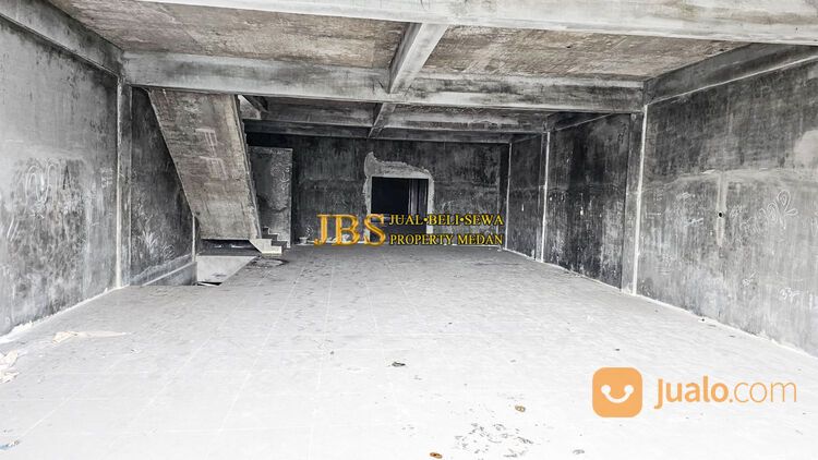 Ruko Gandeng Mega Bisnis Center Jalan Ringroad