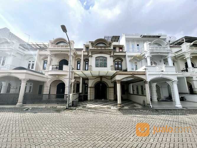 Villa Komplek Helios (daerah Polonia) Medan