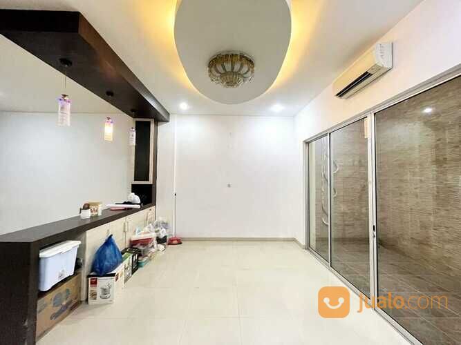 Villa Komplek Helios (daerah Polonia) Medan