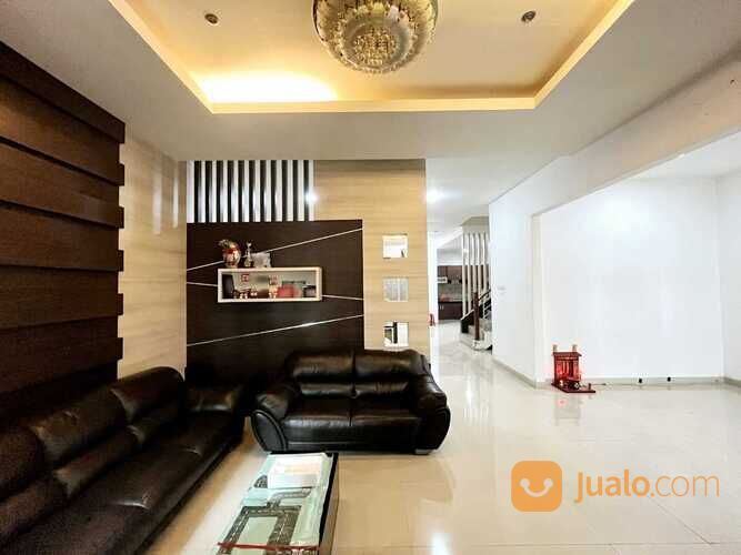 Villa Komplek Helios (daerah Polonia) Medan