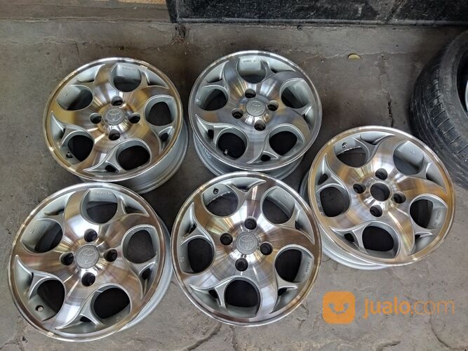 Velg oem original Toyota Kijang Kapsul Krista