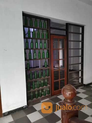 Rumah Surabaya Pusat Kota - Jl.Tidar, Parkiran 12 Mobil - MURAH Rp.21jt-an/m2