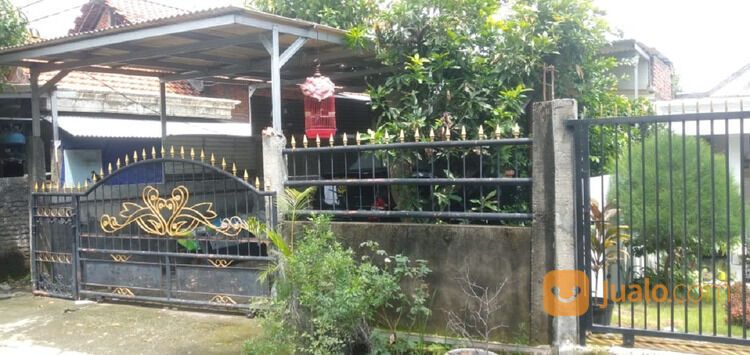 Rumah Pesapen gg 4 no 20 Sumurwelut, Surabaya Barat