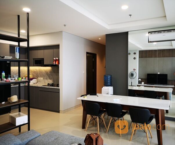 Apartment Ciputra International Puri (3 BR)