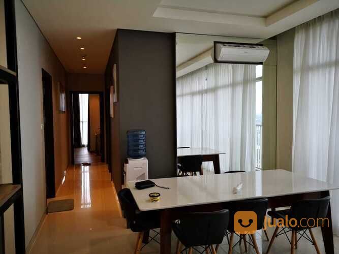 Apartment Ciputra International Puri (3 BR)
