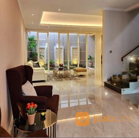 Rumah Villa Taman Telaga - Bukit Telaga Golf Citraland Surabaya BONUS SEMI Furniture