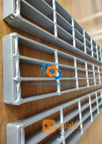 GRATING STEEL GALVANIS DAN HDG UK 600 CM X 90 CM BISA CUSTOME