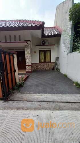 Dalam Mutiara Sentul. Rumah Siap Huni Dekat Tol Sentul