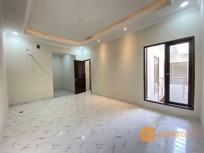 RUMAH di CIPINANG CEMPEDAK JAKARTA TIMUR