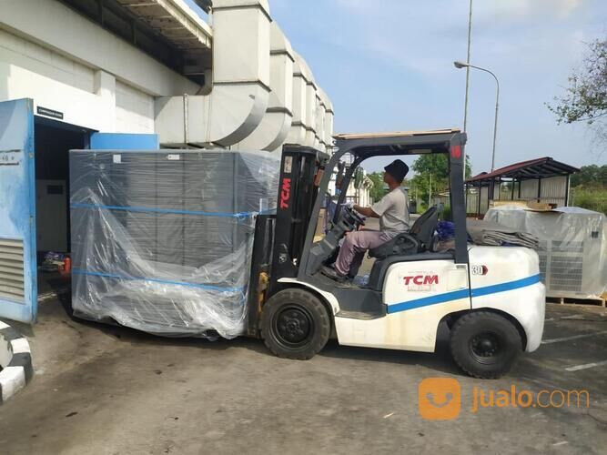 Rental Forklift dan Crane Karawang