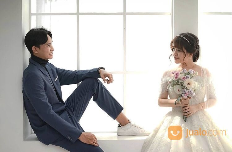 Sewa gaun prewedding kekinian pare kediri