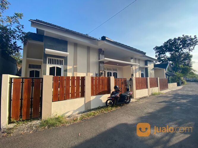 Rumah di Jl Godean km 6,5, Sidoarum, Sleman