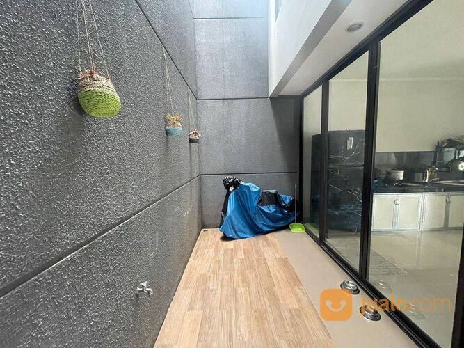 Bintaro, miliki rumah Kebayoran Harmony .