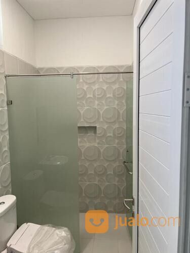 Rumah hoek 2 Lantai luas 180m2 type 4KT, Cluster Hyland BSD City Tangerang