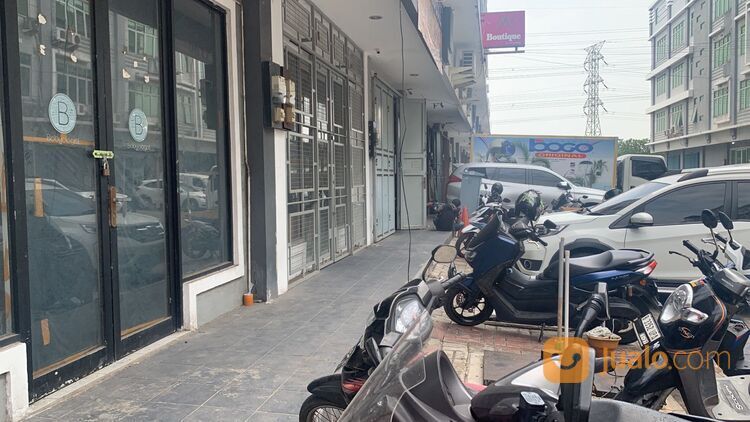 Ruko 4.5 Lantai di KOMPLEK TOHO Kapuk Jakarta Utara