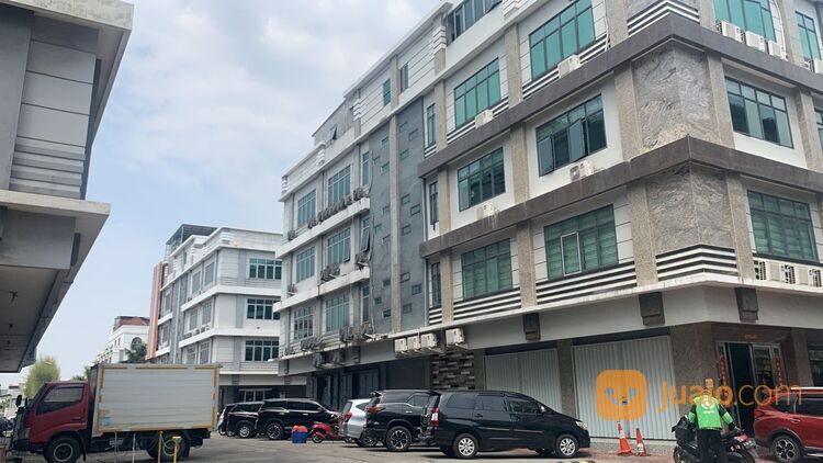 Ruko 4.5 Lantai di KOMPLEK TOHO Kapuk Jakarta Utara