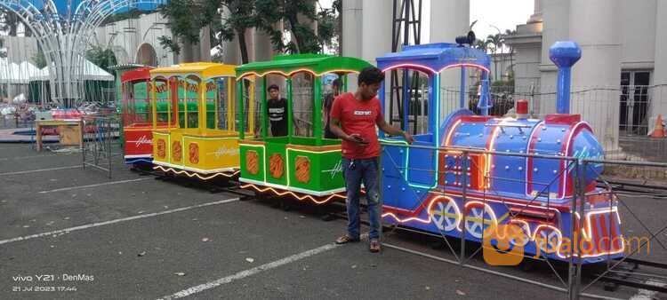 odong kereta lantai mall baru